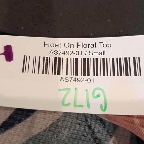 Sew in Love Float on Floral Navy with Floral Print Bat Wing Blouse  NWT - Picture 9 of 13